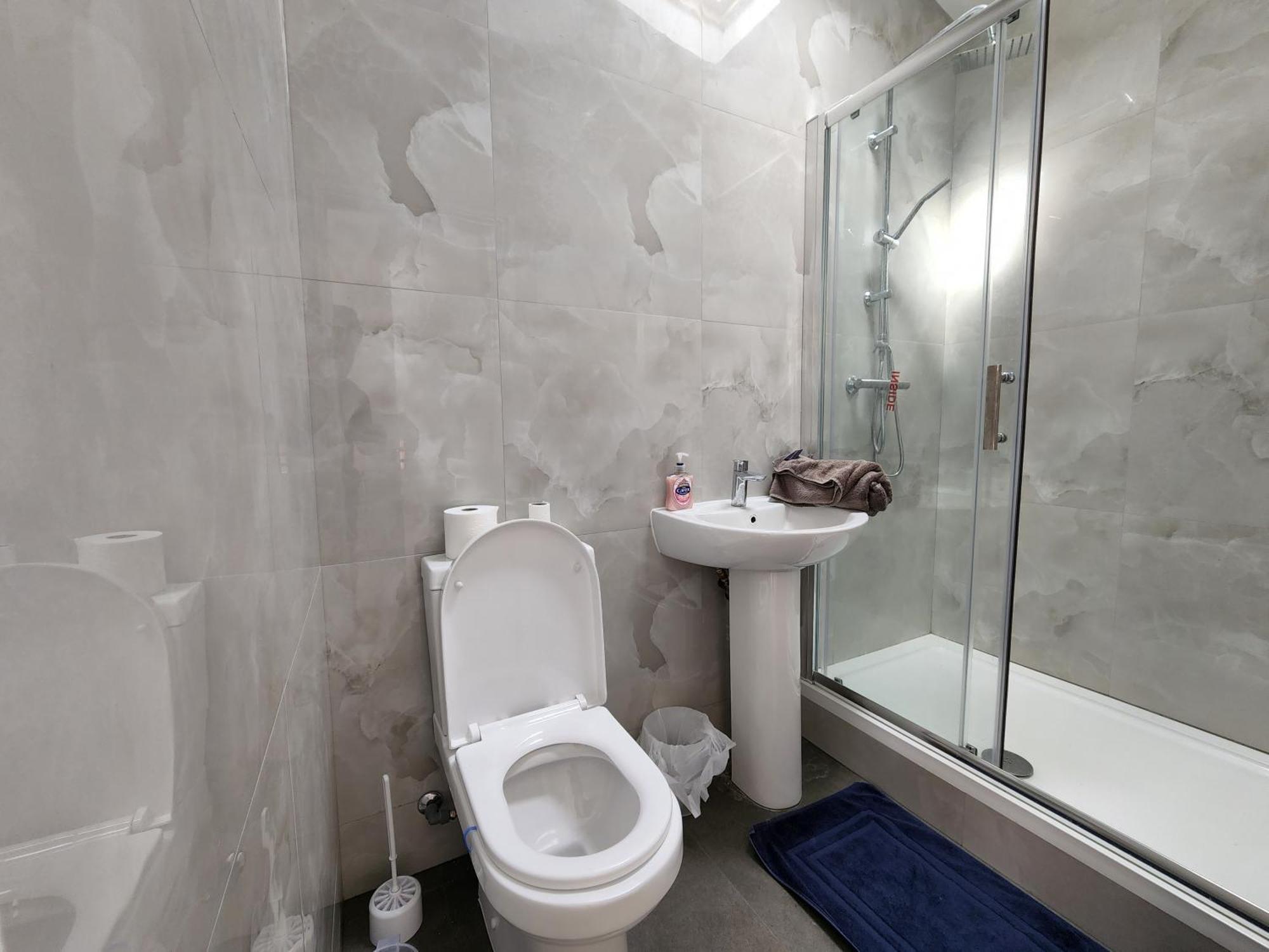 Ilford Towncentre Large Studio Luaran gambar